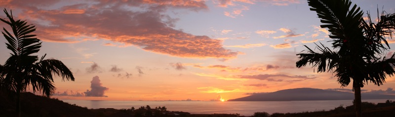 Launiupoko sunset Maui - All contents � 2013  D. Rittner